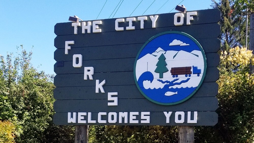 Welcome to Forks Washington sign